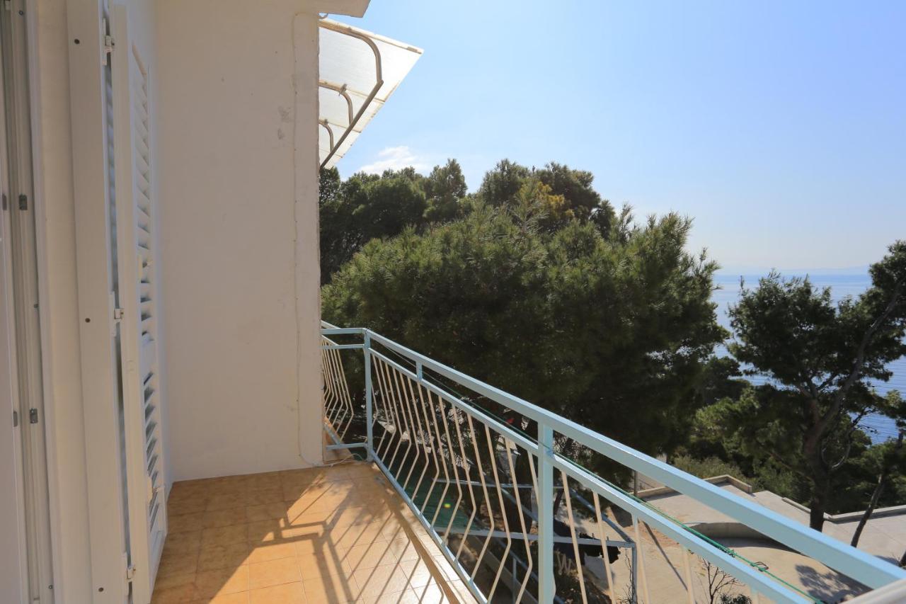 Rooms With A Parking Space Brela, Makarska - 17281 Exterior photo